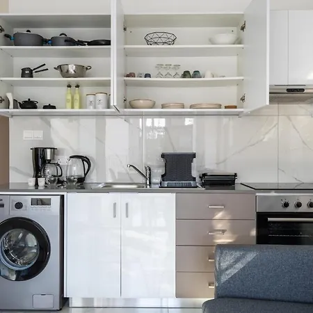 Marble - Cozy W Balcony In Apartman *