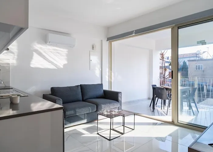 Marble - Cozy W Balcony In Appartamento Larnaca