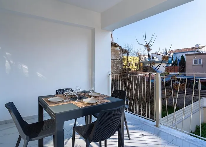 Marble - Cozy W Balcony In Appartamento