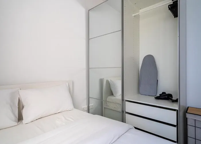 Apartment Marble - Cozy W Balcony In *